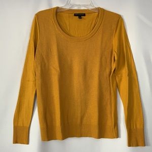 Banana Republic yellow crew neck sweater small